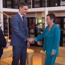 P.S. y la portavoz de Bildu